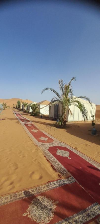 מרזאוגה Tourza Desert Camp "Tents With Heating" מראה חיצוני תמונה
