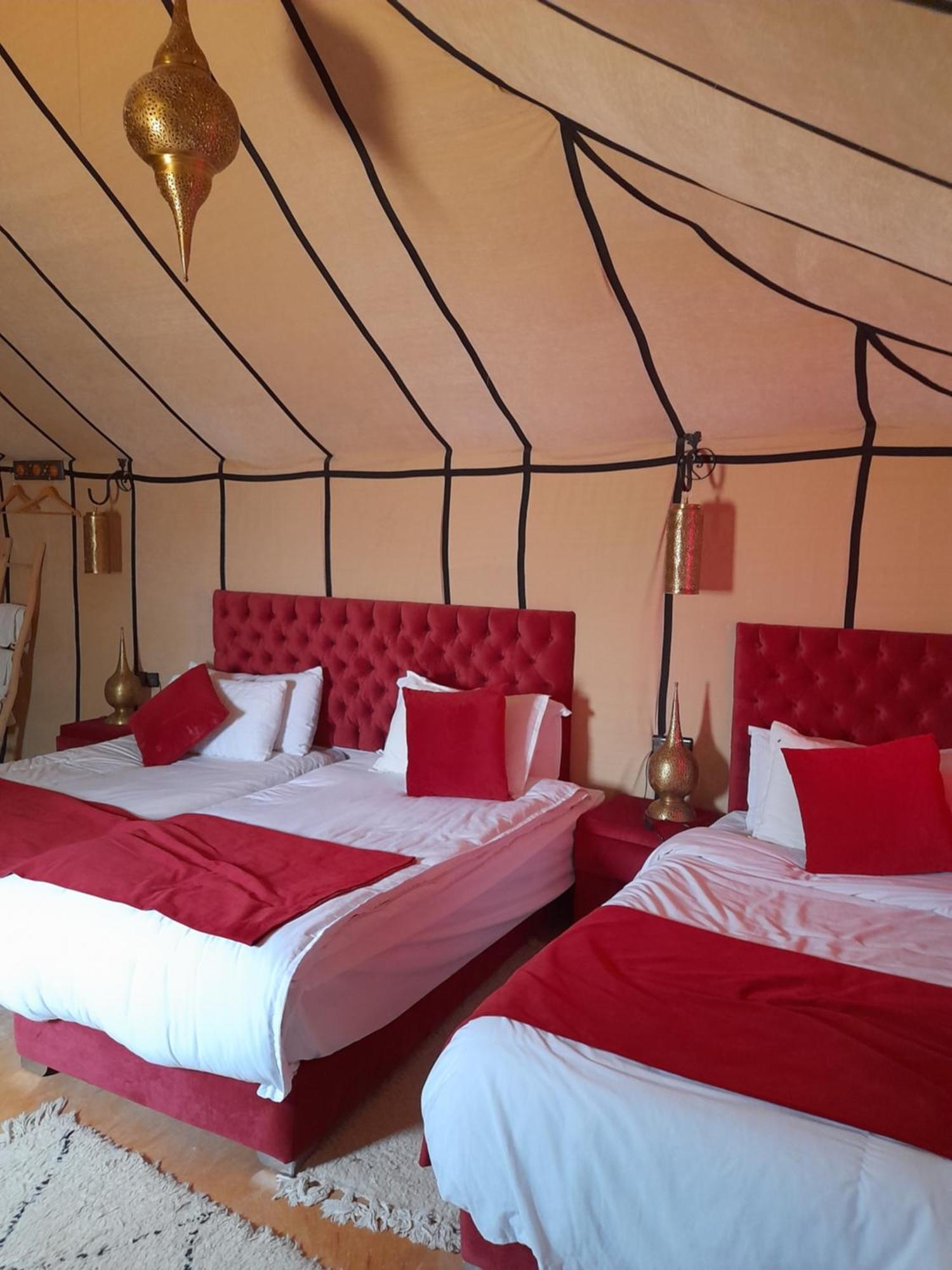 מרזאוגה Tourza Desert Camp "Tents With Heating" מראה חיצוני תמונה