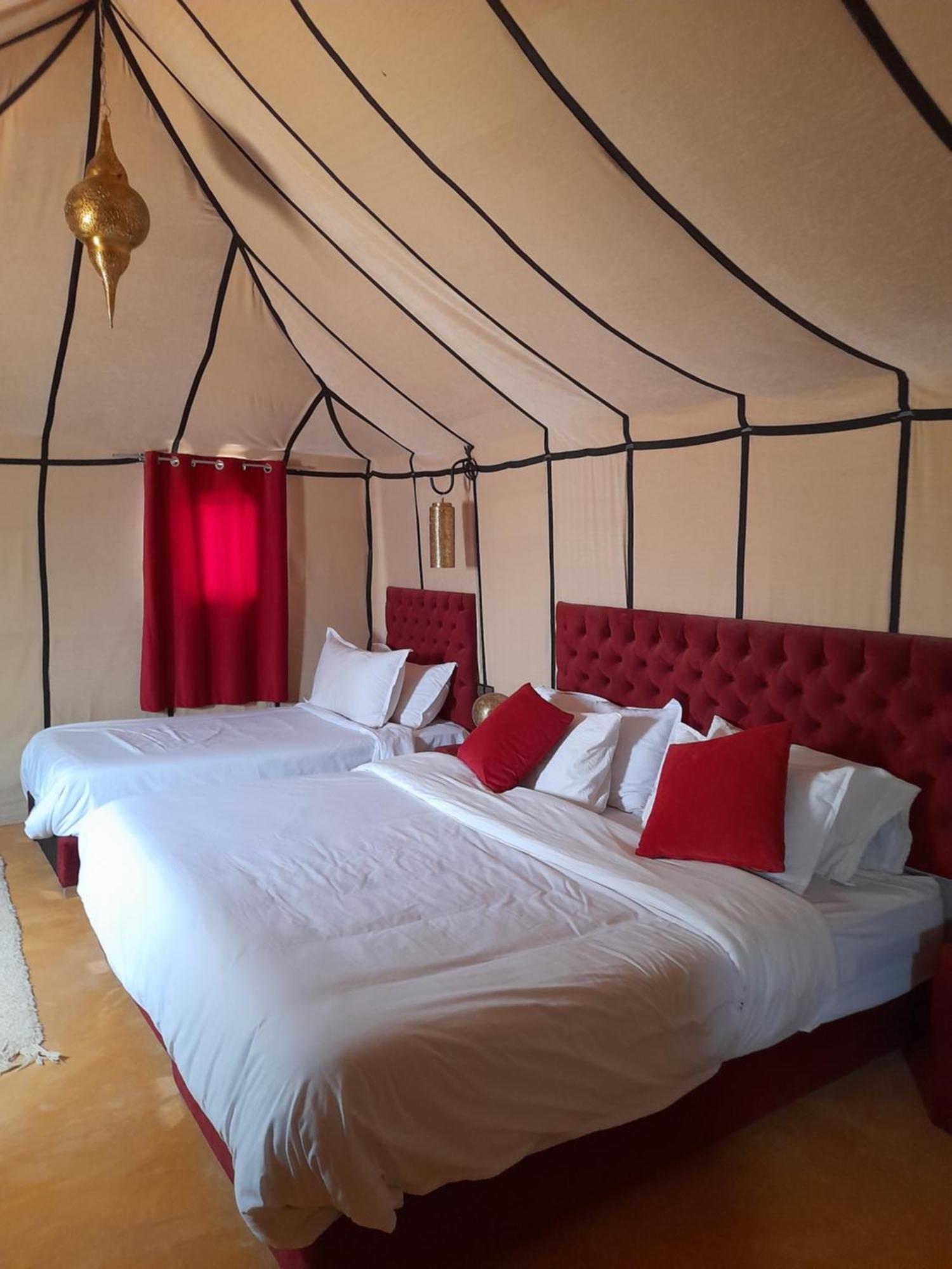 מרזאוגה Tourza Desert Camp "Tents With Heating" מראה חיצוני תמונה