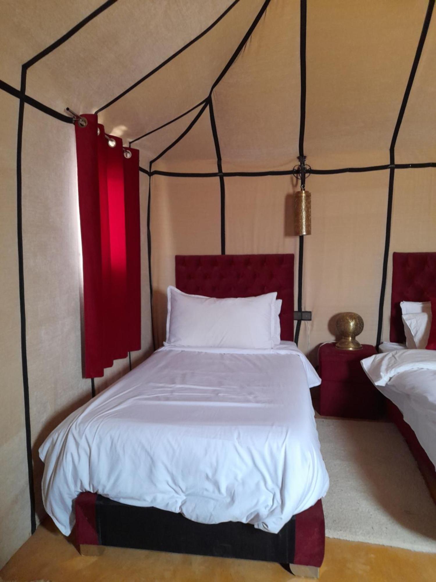 מרזאוגה Tourza Desert Camp "Tents With Heating" מראה חיצוני תמונה